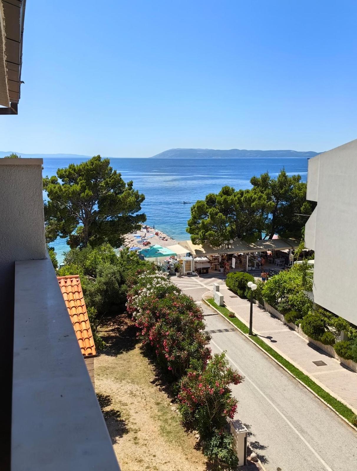 Apartments Elena Tučepi Екстериор снимка